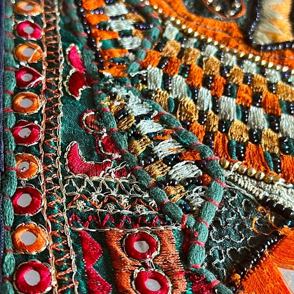 Indian Traditional Handmade Patchwork Cushion Cover Beautiful Ethnic Embroidery - Picture 10 of 16